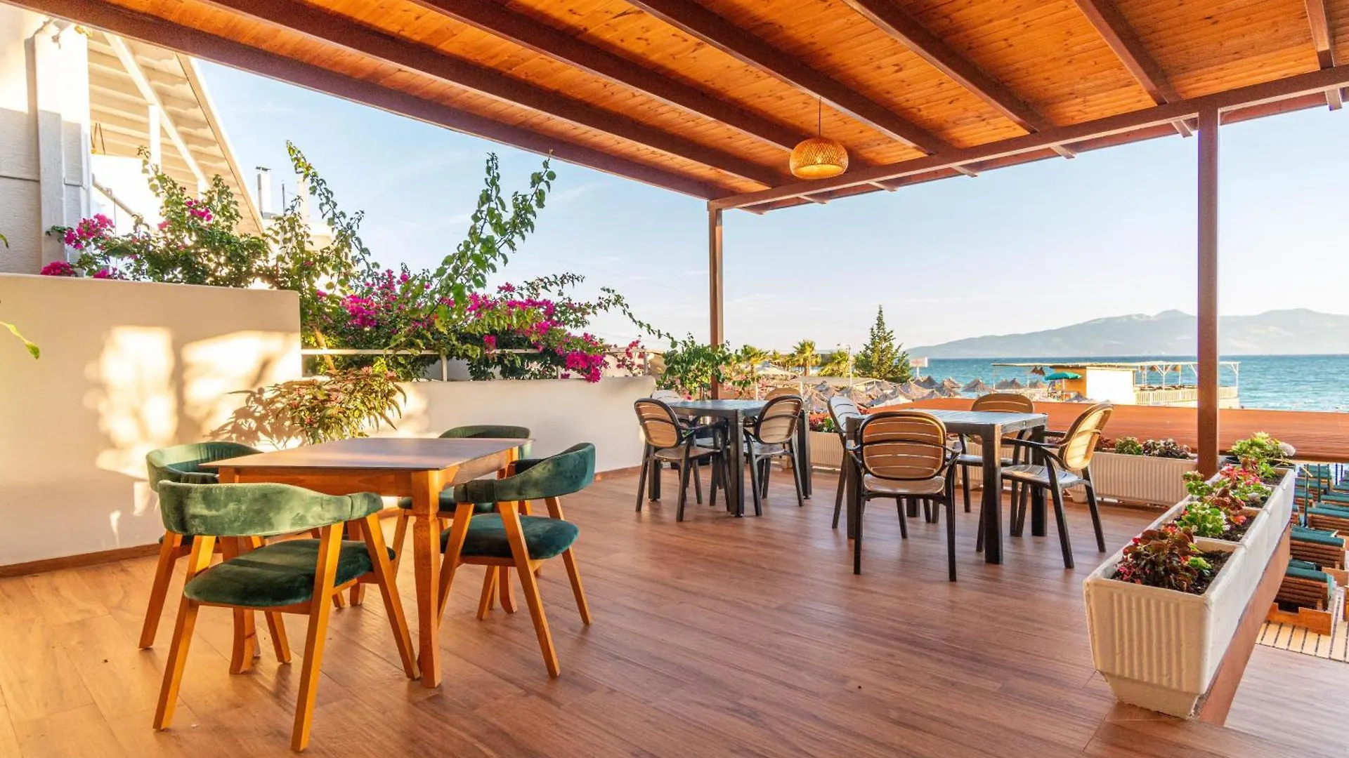 Vila E Bardhe Butique Hotel Sarandë Albânia