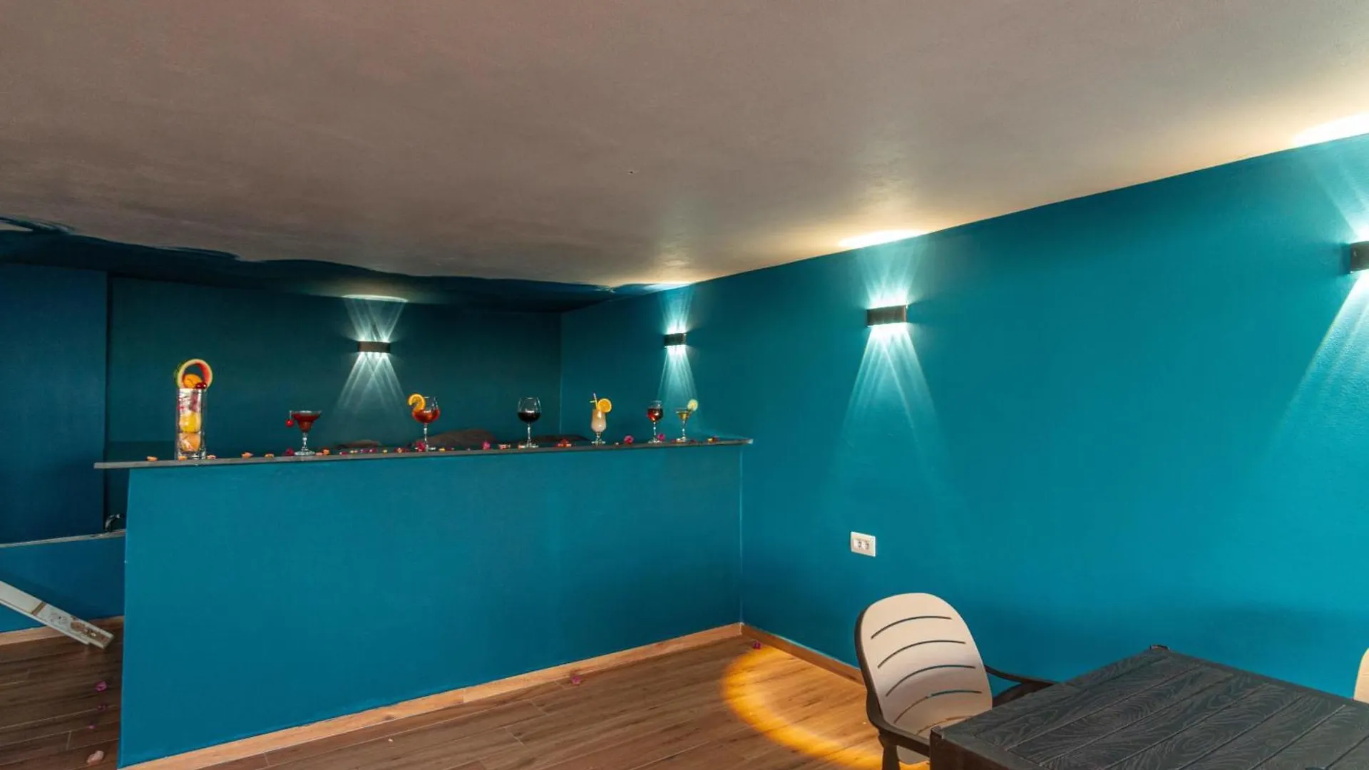 Vila E Bardhe Butique Hotel Sarandë