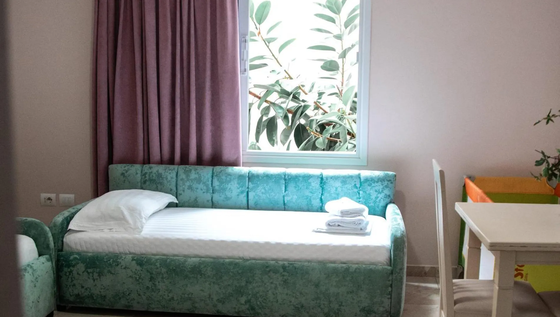 Vila E Bardhe Butique Hotel Saranda Albania