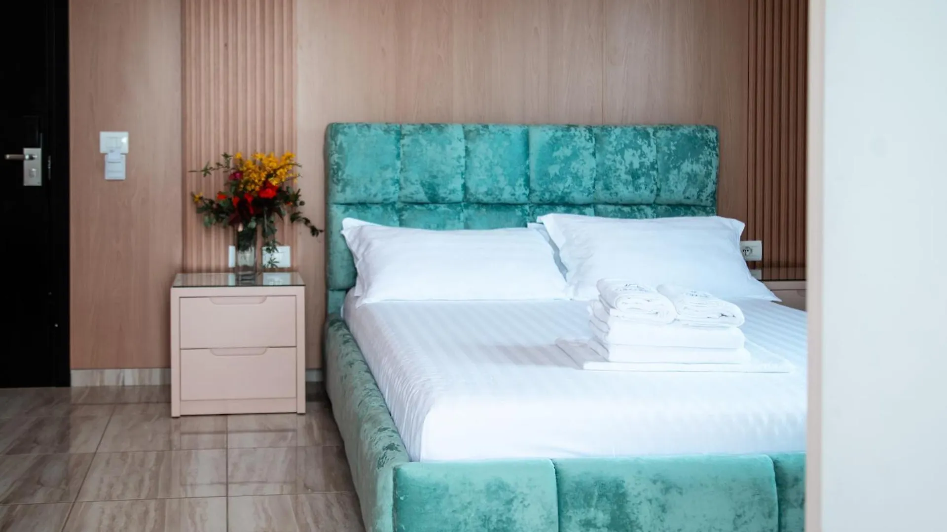 Vila E Bardhe Butique Hotel Saranda Albania