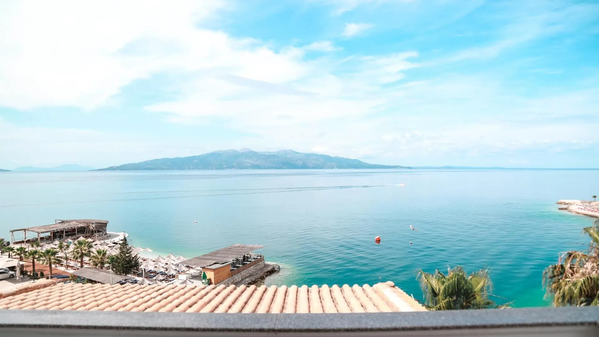 Vila E Bardhe Butique Hotel Saranda