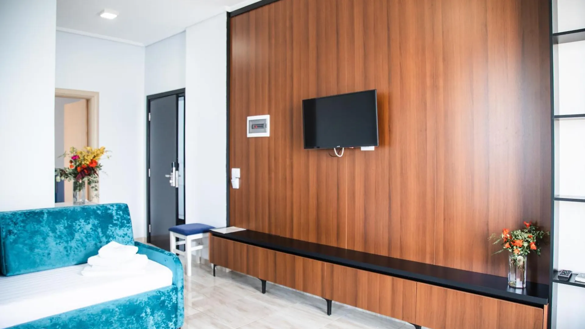 Vila E Bardhe Butique Hotel Saranda Albania