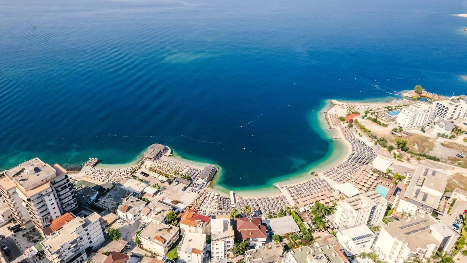 Vila E Bardhe Butique Hotel Saranda