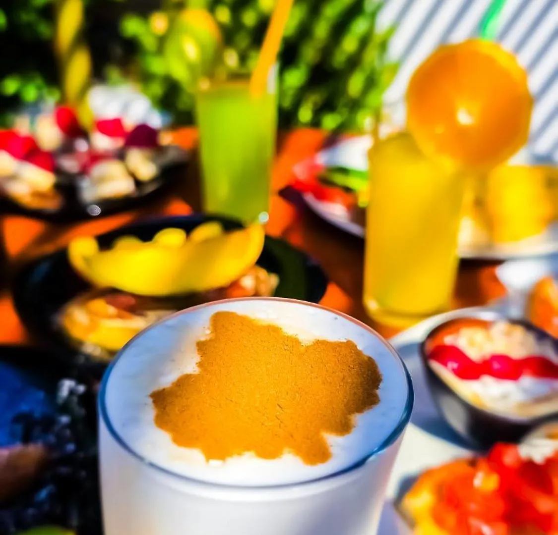 Vila E Bardhe Butique Hotel Saranda Albania