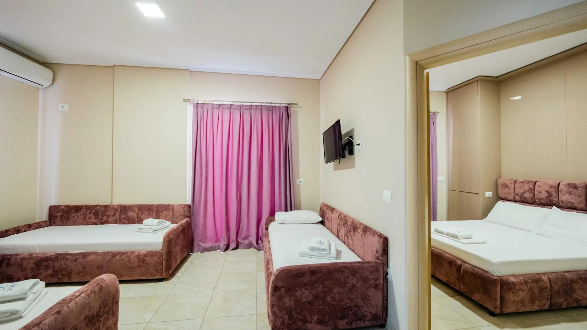 Vila E Bardhe Butique Hotel Sarandë 0*,  Albania