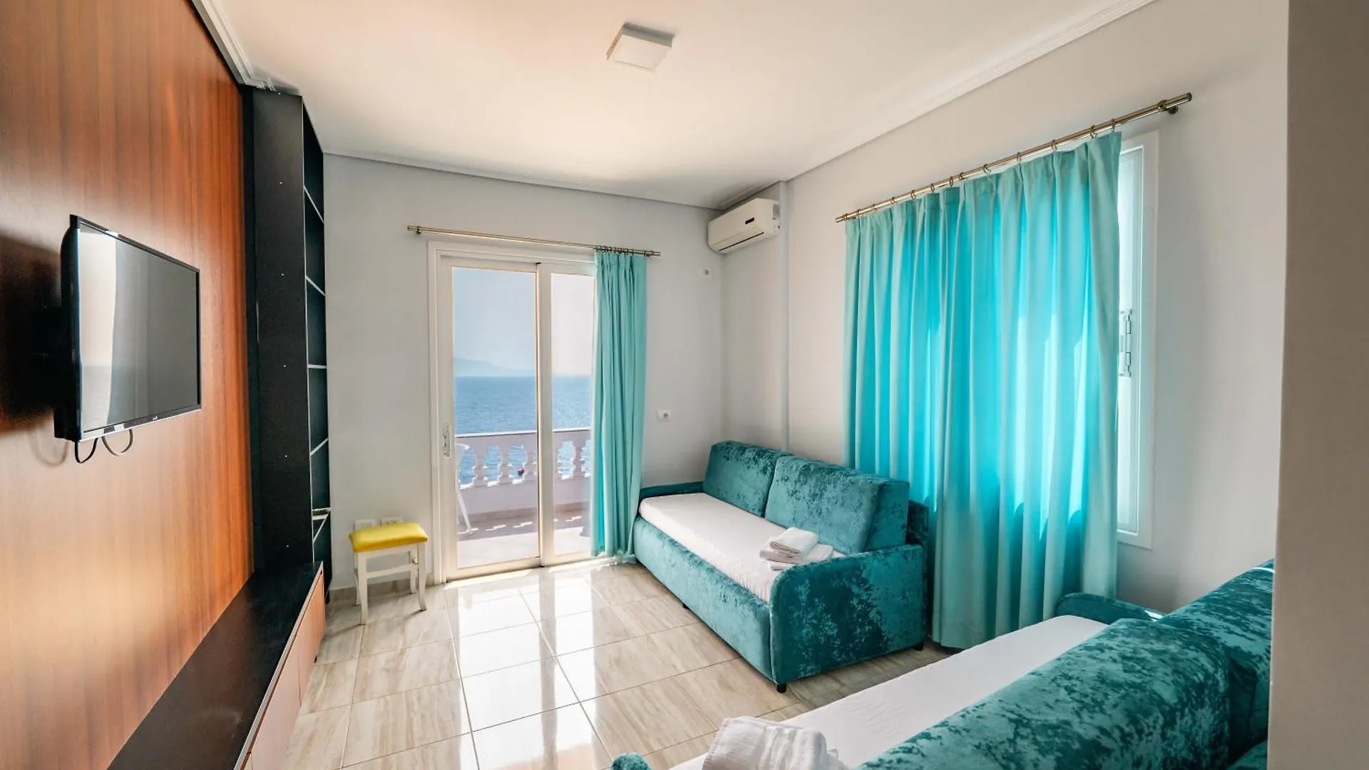 Vila E Bardhe Butique Hotel Saranda 0*,  Albania